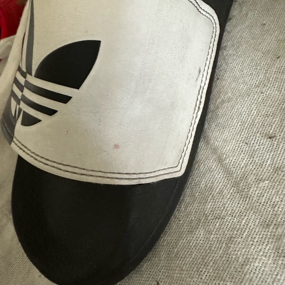 Adidas slides - Picture 4 of 6